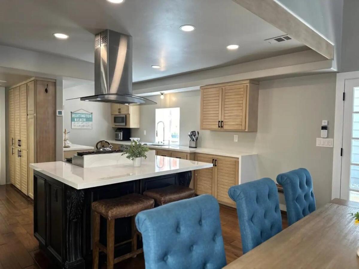האנטינגטון ביץ' Elegant Beach Living, Just Blocks To The Sand מראה חיצוני תמונה