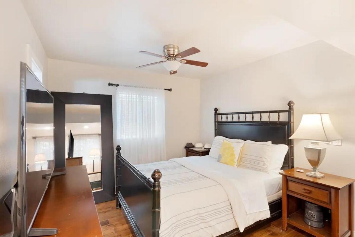 האנטינגטון ביץ' Elegant Beach Living, Just Blocks To The Sand מראה חיצוני תמונה